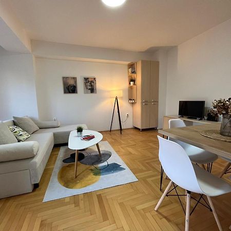Best Value-Apartment In Skopje Ngoại thất bức ảnh
