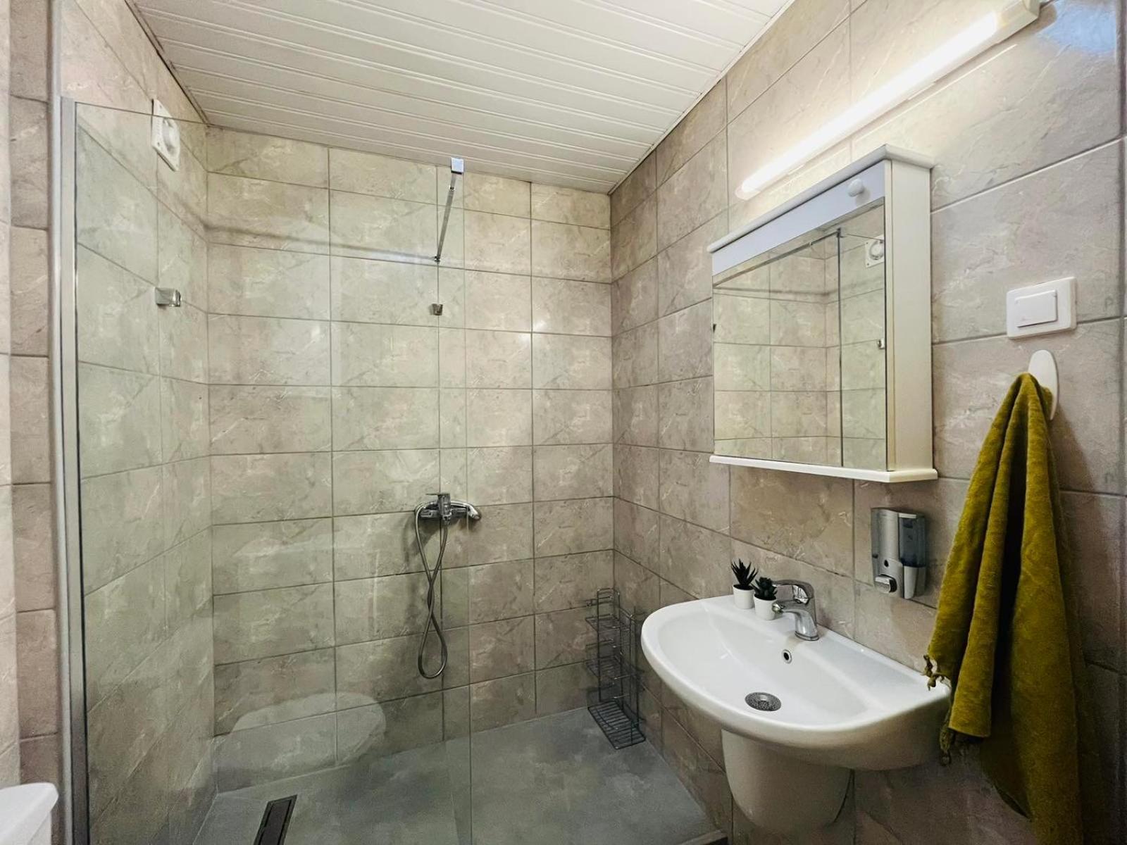 Best Value-Apartment In Skopje Ngoại thất bức ảnh
